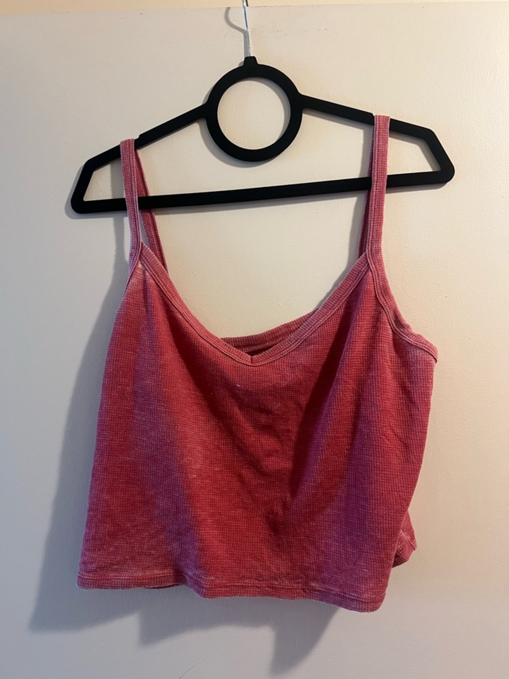 American Eagle Outfitters Pink Ribbed V-Neck Crop Camisole